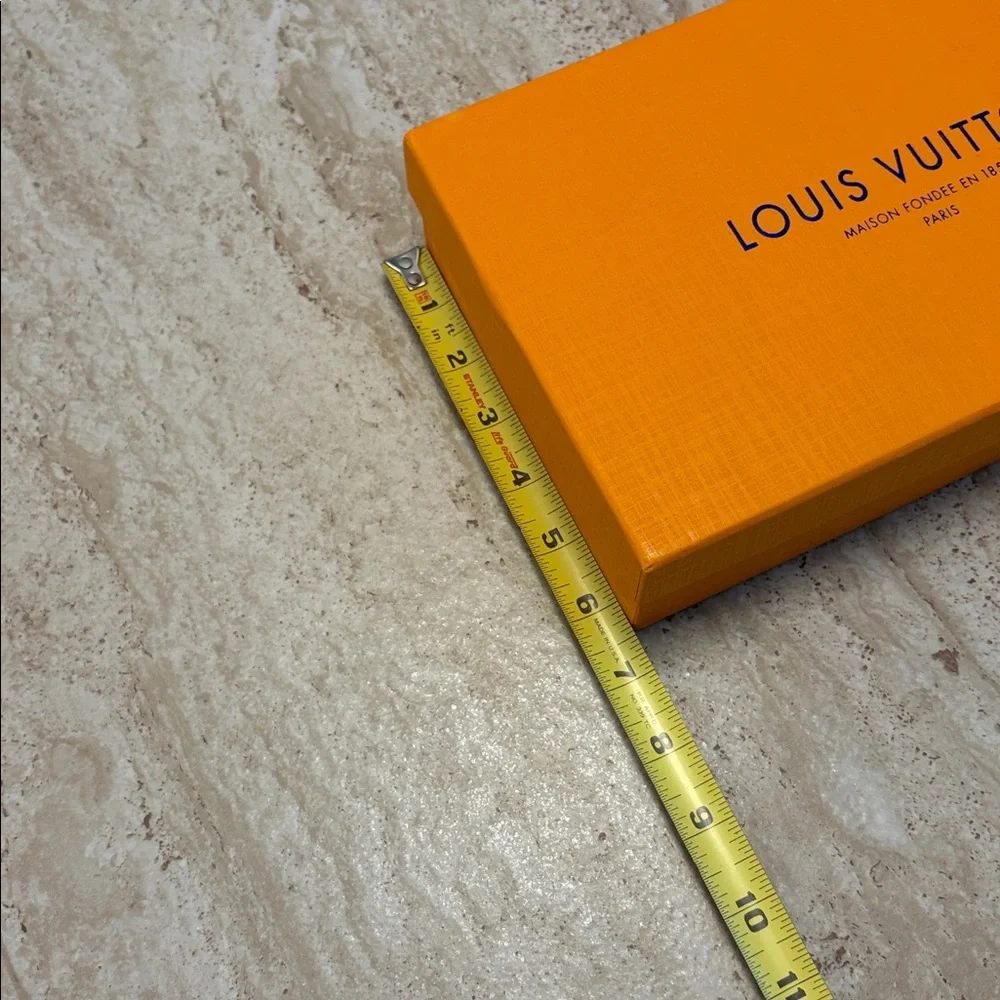 Louis Vuitton Orange Box with Blue Logo - Picture 5 of 5